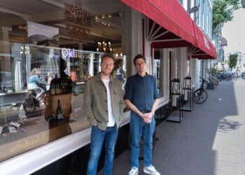Van paardenvoer tot topwijnen: het verhaal van wijnkoperij Okhuysen in Haarlemse Iconen