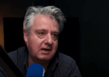 Moolenburgh wil door als burgemeester Zandvoort: ‘Ik heb het buitengewoon naar mijn zin’