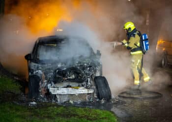 Auto uitgebrand in Ter Spijtstraat Haarlem-Noord