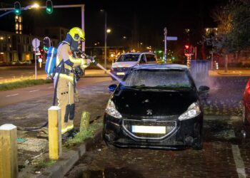 Auto uitgebrand aan Andorrastraat in Haarlem