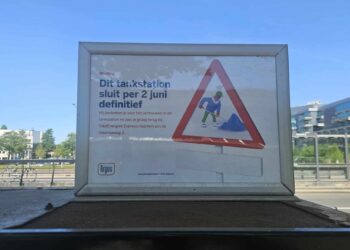 Tankstations Schipholweg en Europaweg sluiten definitief: ‘Dan maar stukje omrijden’