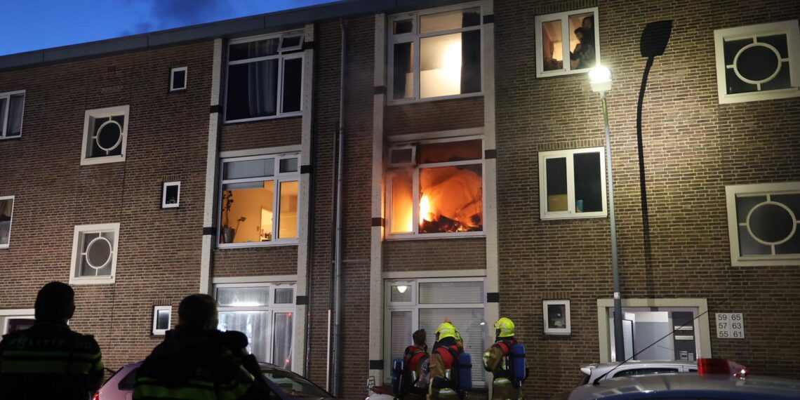 Brand in appartementencomplex A.C. Krusemanstraat in Haarlem-Oost