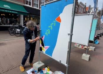 Illustratoren tekenen live in Haarlem voor speciale editie Stripdagen