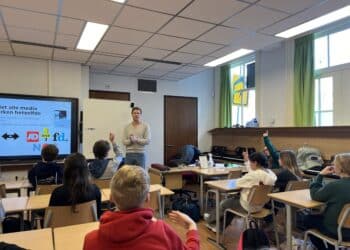 Steeds meer scholen in regio Haarlem beperken oudertoegang tot Magister