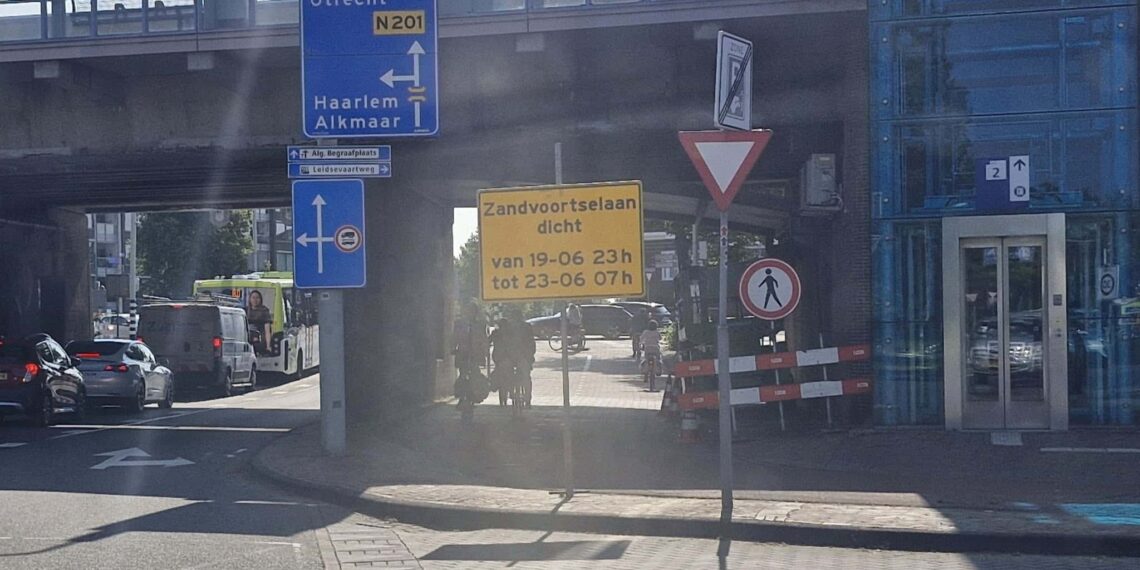 Zandvoortselaan bij Heemstede-Aerdenhout dicht door werkzaamheden ProRail, bus 80 wordt omgeleid