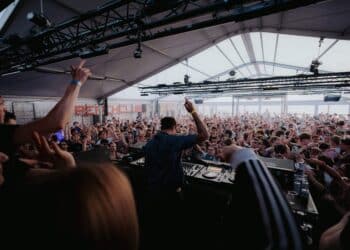 Haarlems techno-evenement in zwaar weer: ‘Mensen kopen kaarten laatste moment’