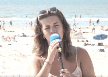105 Aan Zee: Haarlemse Melanie Heijerman live vanaf het strand