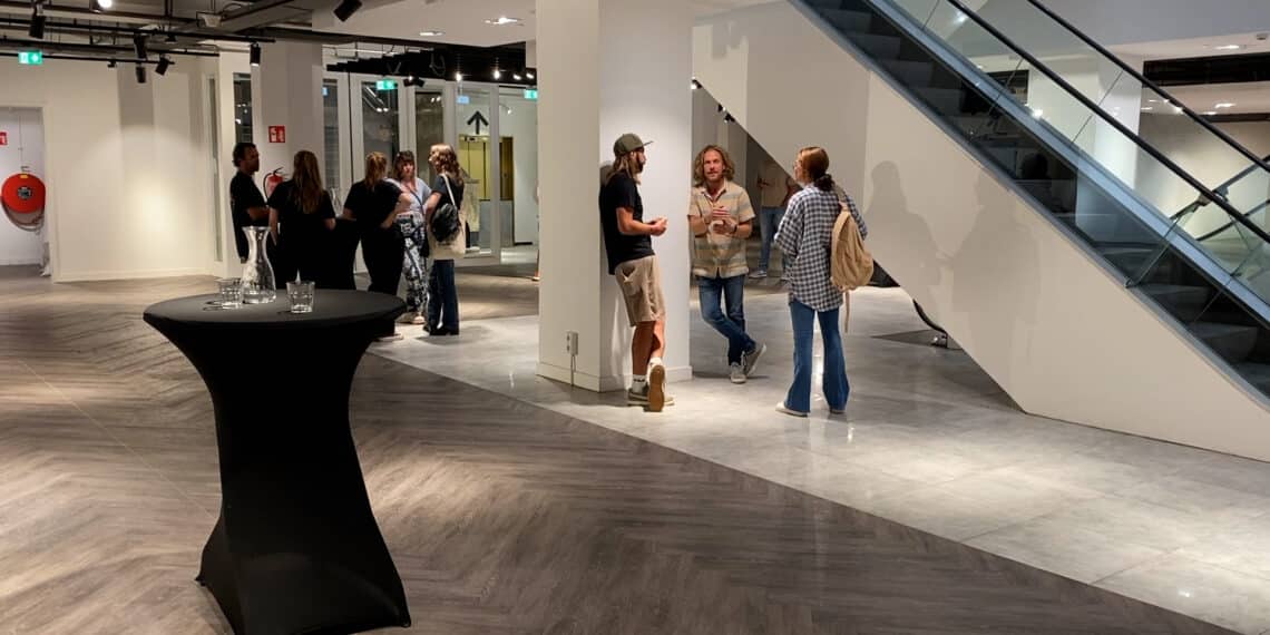 Inloopavond pop-up locatie De Kelder drukbezocht: ‘Gaan iets gaafs creëren’