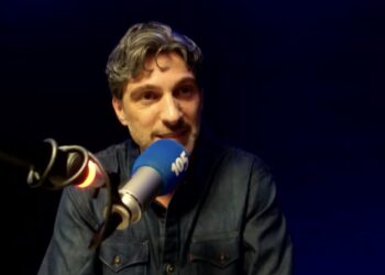 Schrijver Lex Paleaux genomineerd voor NS Publieksprijs: ‘Moeilijk blij te zijn voor mezelf’