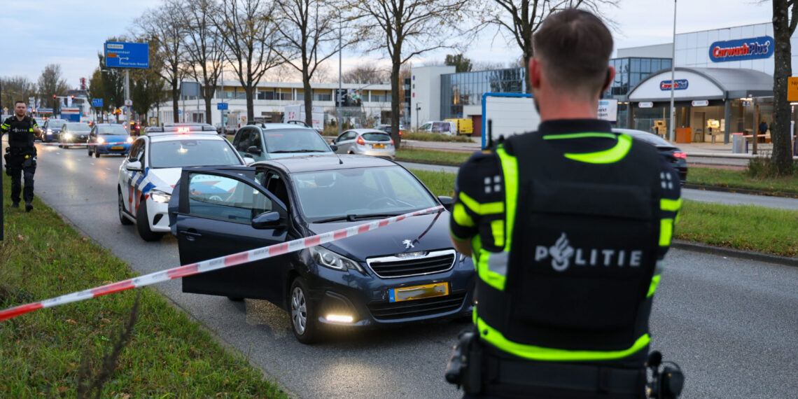 Automobilist beschoten op Tappersweg, dader nog op de vlucht