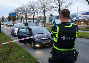 Automobilist beschoten op Tappersweg, dader nog op de vlucht
