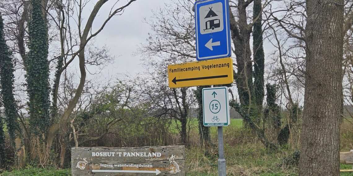 Provincie eist dat gemeente bouw vakantiewoningen op Camping Vogelenzang stopzet