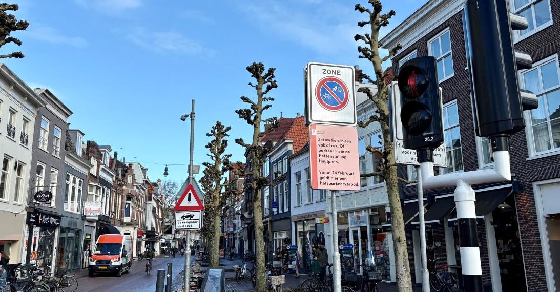 Fietsparkeerverbod in deel Grote Houtstraat in Haarlem