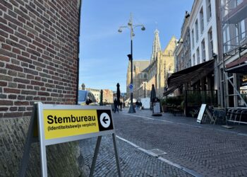Live: uitslagenavond gemeenteraadsverkiezingen vanuit het stadhuis in Haarlem